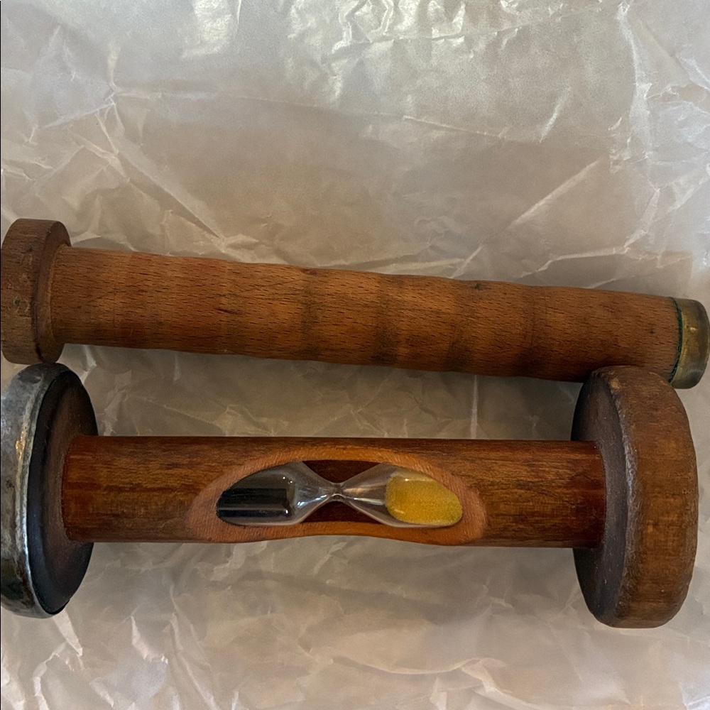 Rustic Spool Plus Hourglass Timer Decorative Vtg Timer Yellow Sand Wood Metal - Picture 3 of 5
